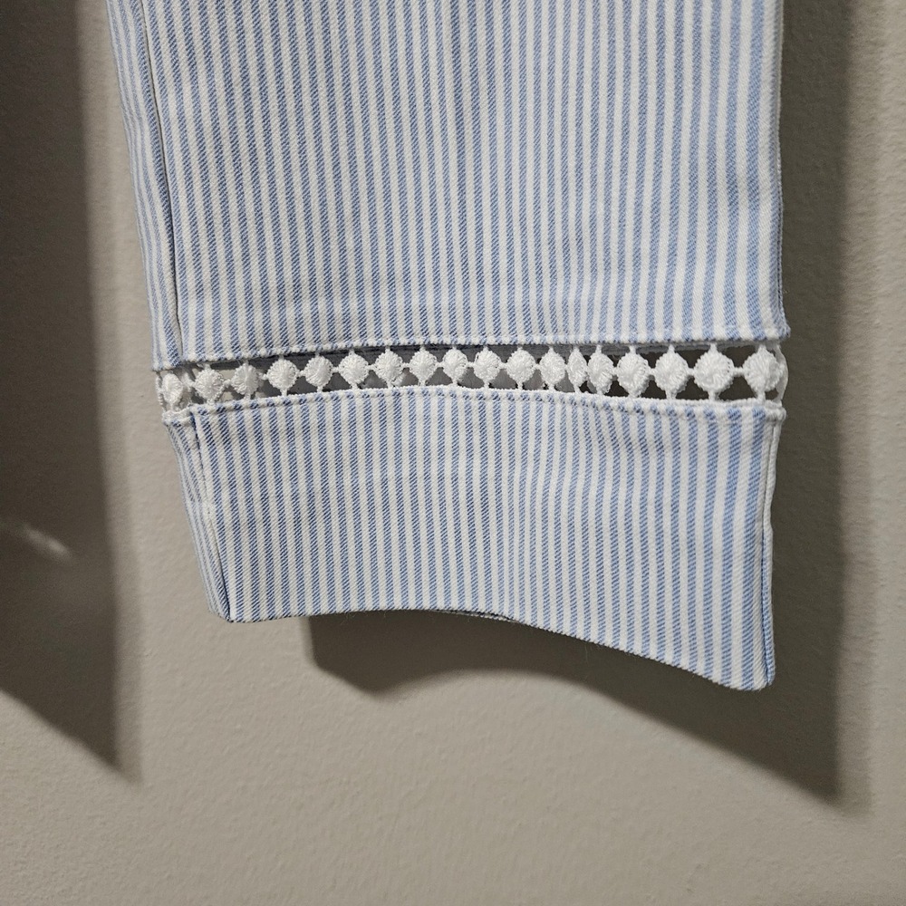 Crown & Ivy Womens 4P Blue White Striped Pull On Pants Lace Trim Hem Petite - Picture 3 of 6